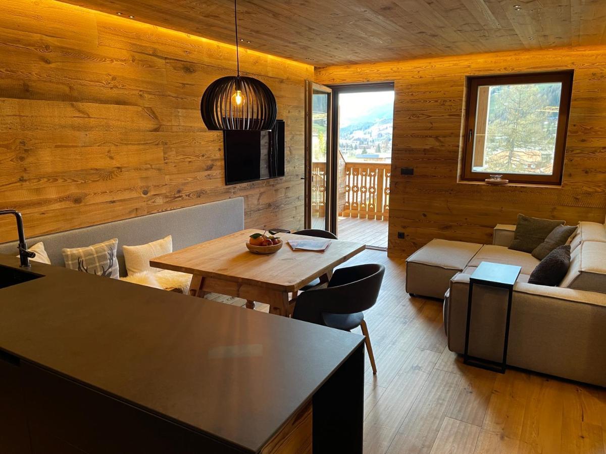 Exclusives Apartment Im Sonnenhof Moos Sexten Esterno foto